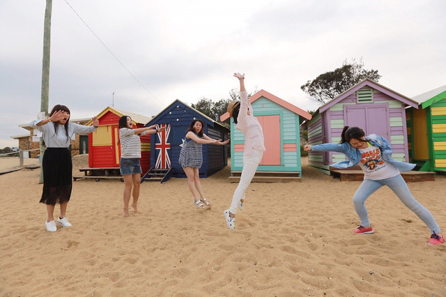 澳洲墨爾本｜Mornington Peninsula 摩寧頓半島一日遊，海邊彩虹小屋、摩寧頓半島戶外溫泉、Sorrento海濱小鎮午餐、Montalto酒莊品酒、古典歐洲風格迷宮花園 @飛天璇的口袋