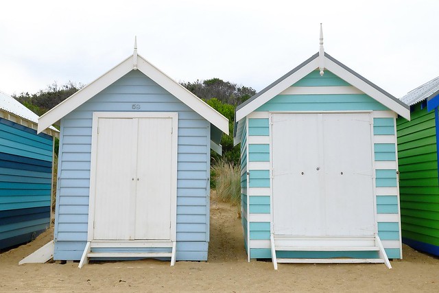 澳洲墨爾本｜Mornington Peninsula 摩寧頓半島一日遊，海邊彩虹小屋、摩寧頓半島戶外溫泉、Sorrento海濱小鎮午餐、Montalto酒莊品酒、古典歐洲風格迷宮花園 @飛天璇的口袋