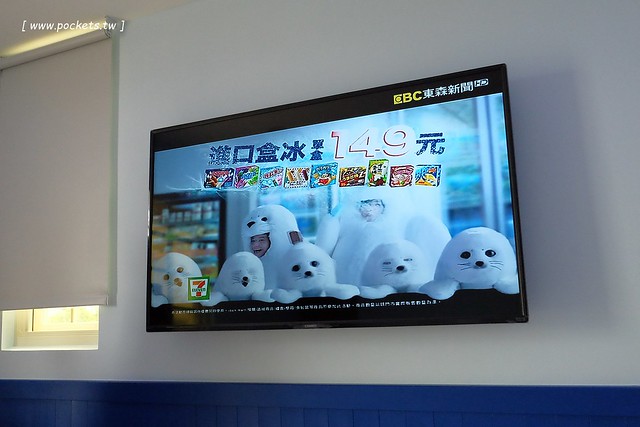 風車花園城堡┃宜蘭民宿推薦：溫馨浪漫以卡童話故事為主題的民宿，有可愛的龍貓房、老皮阿寶房，還有浪漫的藍洞房，凡爾賽房，適合情侶和親子入住(文末抽住宿券) @飛天璇的口袋