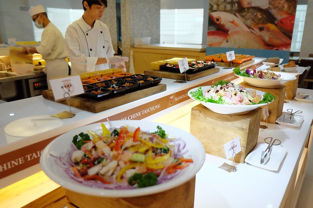 台中兆品酒店┃台中飯店推薦：鄰近中清交流道和逢甲商圈，附有中西餐飲部、健身房、SPA室，還有兒童遊戲區、澡盆、大浴缸，CP值很高的商務飯店和親子飯店 @飛天璇的口袋