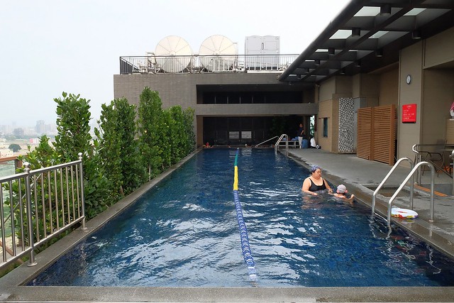 台中兆品酒店┃台中飯店推薦：鄰近中清交流道和逢甲商圈，附有中西餐飲部、健身房、SPA室，還有兒童遊戲區、澡盆、大浴缸，CP值很高的商務飯店和親子飯店 @飛天璇的口袋