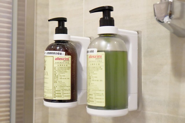 成旅晶贊飯店┃台中住宿推薦：充滿活力朝氣的清新綠色系飯店，位於台中市區鄰近台中火車站和台中公園，有健身房、洗衣室和商務室，房間免費Wi-Fi上網 @飛天璇的口袋