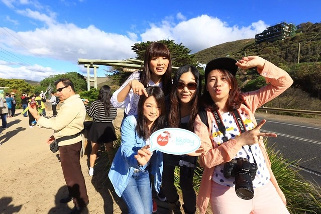 澳洲墨爾本｜大洋路一日遊，此生必去的景點之一澳洲大洋路、Kennett River野生無尾熊、阿波羅灣ILUKA午餐、Loch Ard Gorge六合谷、十二門徒岩、唐人街湄江牛河屋晚餐 @飛天璇的口袋