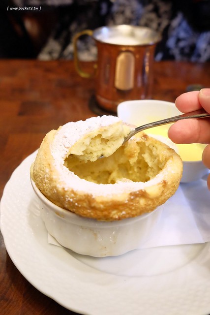 日本愛知｜星乃咖啡店．名古屋連鎖咖啡館，推薦舒芙蕾厚鬆餅，早餐點咖啡送吐司 @飛天璇的口袋