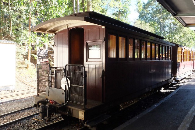 澳洲墨爾本｜帕芬比利 Puffing Billy，搭乘澳洲最古老蒸汽火車，零距離接觸野生鸚鵡、飛派餐廳 Pie in the sky午餐、Sky High眺望台賞美景、LV旗下Chandon酒莊品嚐美酒 @飛天璇的口袋