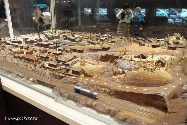 澳洲墨爾本｜菲利普島一日遊 Phillip Island，Maru野生動物園、Panny’s Chocolate巧克力觀光工廠、Cowes小鎮Isola di Capri晚餐、Phillip Island 企鵝島神仙小企鵝歸巢 @飛天璇的口袋