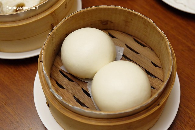 翠園小館┃台中西區美食：熱炒大菜又推陳出新，兼具吃巧又吃飽，台中母親節餐廳推薦，招牌木桶豆花記得要點，台中廣三SOGO百貨15樓 @飛天璇的口袋