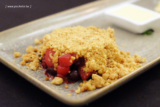 澳洲墨爾本｜墨爾本市區一日遊，南十字星火車站Southern Cross Station搭乘電車遊市區、維多利亞女王市場Queen Victoria Market、南半球最大的H&M血拼、墨爾本咖啡街、Mechester Press下午茶、QV購物商場採購、Box On Collins龍蝦晚餐 @飛天璇的口袋