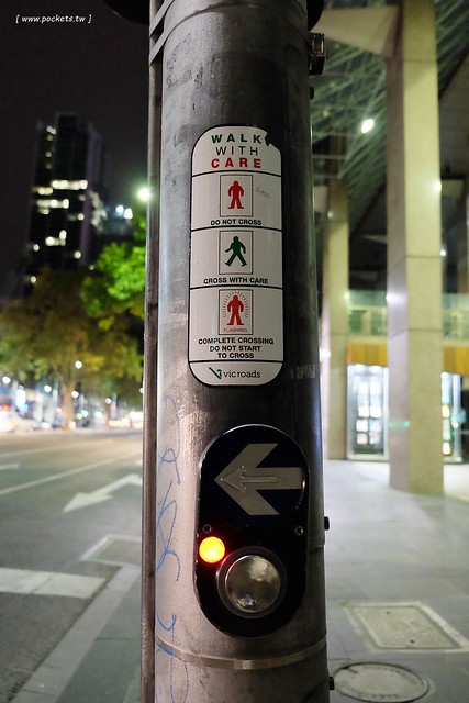 澳洲墨爾本｜Mornington Peninsula 摩寧頓半島一日遊，海邊彩虹小屋、摩寧頓半島戶外溫泉、Sorrento海濱小鎮午餐、Montalto酒莊品酒、古典歐洲風格迷宮花園 @飛天璇的口袋