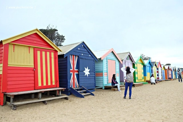 澳洲墨爾本｜Mornington Peninsula 摩寧頓半島一日遊，海邊彩虹小屋、摩寧頓半島戶外溫泉、Sorrento海濱小鎮午餐、Montalto酒莊品酒、古典歐洲風格迷宮花園 @飛天璇的口袋