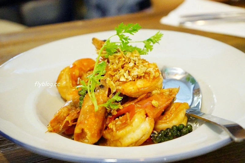 泰國清邁｜Woo Cafe，清邁必吃美食，結合餐廳、花藝、藝廊和生活雜貨的咖啡館 @飛天璇的口袋