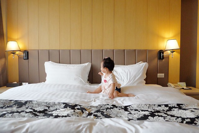 台中兆品酒店┃台中飯店推薦：鄰近中清交流道和逢甲商圈，附有中西餐飲部、健身房、SPA室，還有兒童遊戲區、澡盆、大浴缸，CP值很高的商務飯店和親子飯店 @飛天璇的口袋