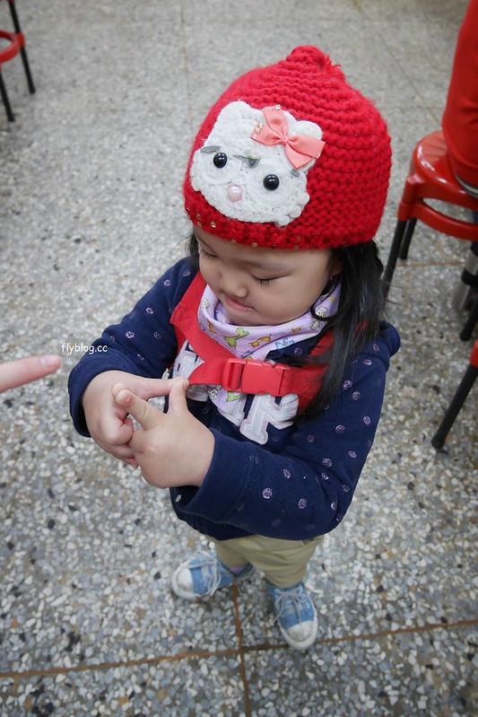 吉生沙茶火鍋｜冬天限定，用臉盆吃吉生沙茶火鍋，炭火煮吃的是古早味 @飛天璇的口袋