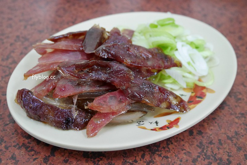 吉生沙茶火鍋｜冬天限定，用臉盆吃吉生沙茶火鍋，炭火煮吃的是古早味 @飛天璇的口袋