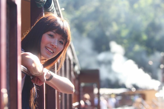 澳洲墨爾本｜帕芬比利 Puffing Billy，搭乘澳洲最古老蒸汽火車，零距離接觸野生鸚鵡、飛派餐廳 Pie in the sky午餐、Sky High眺望台賞美景、LV旗下Chandon酒莊品嚐美酒 @飛天璇的口袋