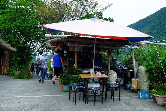 八煙聚落┃台北景點推薦：陽明山的秘密景點，如夢似幻的世外桃源，雲霧裊繞的湖上美景，自然資源非常豐富 @飛天璇的口袋