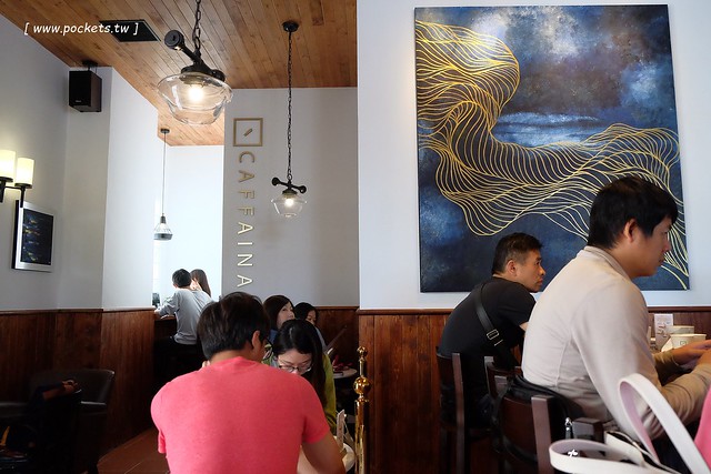 卡啡那台中店：裝潢漂亮大器深具質感，甜點飲料價格平實的咖啡館 @飛天璇的口袋