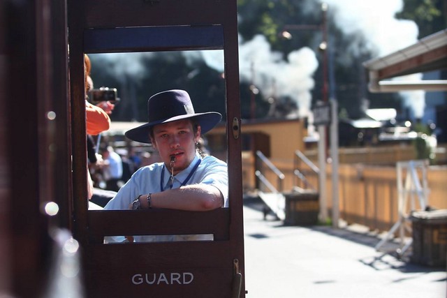 澳洲墨爾本｜帕芬比利 Puffing Billy，搭乘澳洲最古老蒸汽火車，零距離接觸野生鸚鵡、飛派餐廳 Pie in the sky午餐、Sky High眺望台賞美景、LV旗下Chandon酒莊品嚐美酒 @飛天璇的口袋