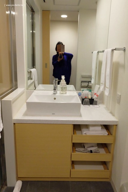 日本福岡｜博多東急REI飯店 Hakata Tokyu REI Hotel，博多車站步行3分鐘，房間免費Wi-Fi上網 @飛天璇的口袋