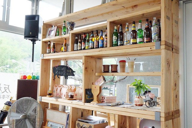 熊轉家小豬食┃霧峰美食餐廳：手作餐點嚴選用心食材，室內有很多可愛的小豬，位於霧峰921地震園區裡面，鄰近霧峰光復新村，是親子友善餐廳 @飛天璇的口袋