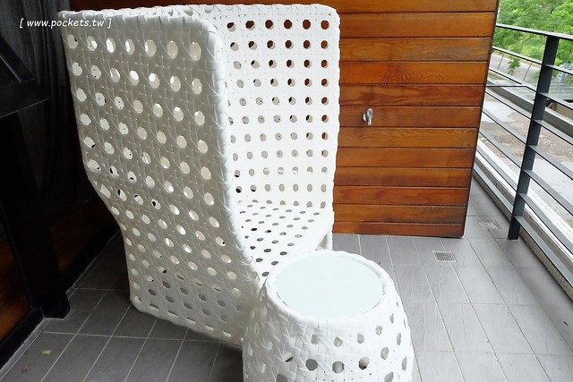 在鷺上生活會館┃宜蘭民宿推薦：豪華又頂級的全新民宿，擁有庭園游泳池、露天BBQ、嬰兒房，每間房間備有透明浴室、大型浴缸，貼心下午茶和豐盛九宮格早餐 @飛天璇的口袋