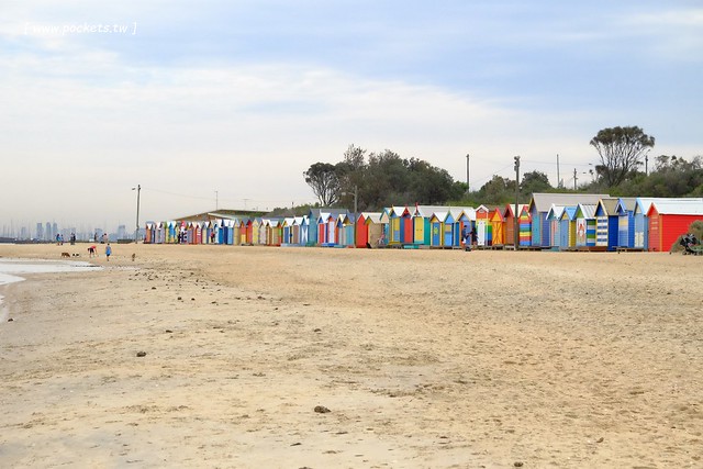 澳洲墨爾本｜Mornington Peninsula 摩寧頓半島一日遊，海邊彩虹小屋、摩寧頓半島戶外溫泉、Sorrento海濱小鎮午餐、Montalto酒莊品酒、古典歐洲風格迷宮花園 @飛天璇的口袋