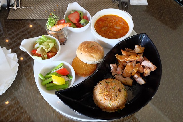 瓏山林蘇澳冷熱泉渡假飯店｜宜蘭優質親子渡假飯店，享受一泊三食、冷熱泡湯、芳療SPA @飛天璇的口袋