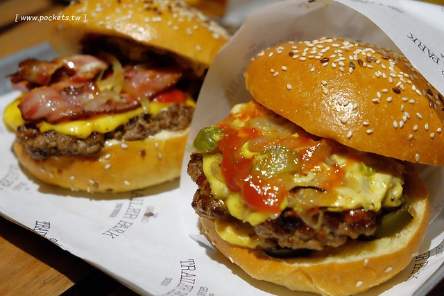 澳洲墨爾本｜Mornington Peninsula 摩寧頓半島一日遊，海邊彩虹小屋、摩寧頓半島戶外溫泉、Sorrento海濱小鎮午餐、Montalto酒莊品酒、古典歐洲風格迷宮花園 @飛天璇的口袋