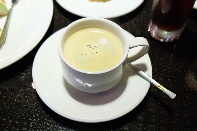 凱焱鐵板燒┃台中南屯餐廳：標榜少鹽、輕油、原味的鐵板燒料理，想吃美食也可以健康無負擔，兼具視覺與味覺的精彩享饗 @飛天璇的口袋