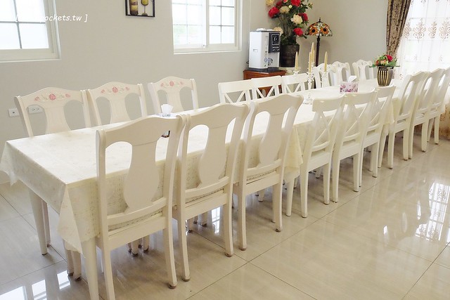 風車花園城堡┃宜蘭民宿推薦：溫馨浪漫以卡童話故事為主題的民宿，有可愛的龍貓房、老皮阿寶房，還有浪漫的藍洞房，凡爾賽房，適合情侶和親子入住(文末抽住宿券) @飛天璇的口袋