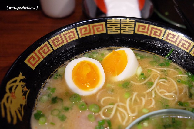 日本愛知｜一蘭拉麵名古屋榮店．一蘭拉麵名古屋也吃的到，名古屋地鐵矢場站步行4分鐘 @飛天璇的口袋