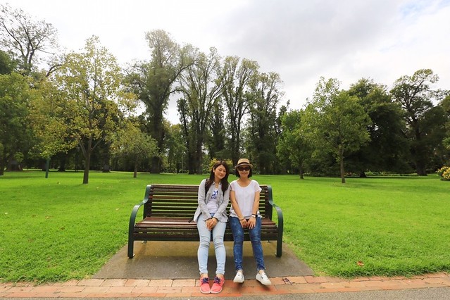 澳洲墨爾本｜墨爾本市區半日遊，溫莎酒店、國會大廈、聖派翠克大教堂、費茲洛花園、庫克船長故居、聯邦廣場、弗林德斯火車站、聖保羅大教堂、Hosier lane塗鴉街、HUNGRY JACK’S @飛天璇的口袋