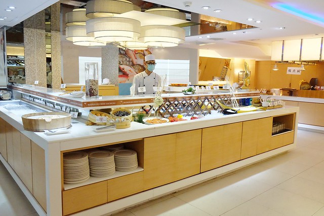 台中兆品酒店┃台中飯店推薦：鄰近中清交流道和逢甲商圈，附有中西餐飲部、健身房、SPA室，還有兒童遊戲區、澡盆、大浴缸，CP值很高的商務飯店和親子飯店 @飛天璇的口袋