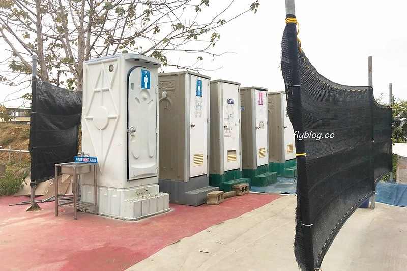 台中潭子｜草莓世界．採草莓不用到苗栗大湖，台中潭子就有草莓園，無毒有機草莓吃的安心 @飛天璇的口袋