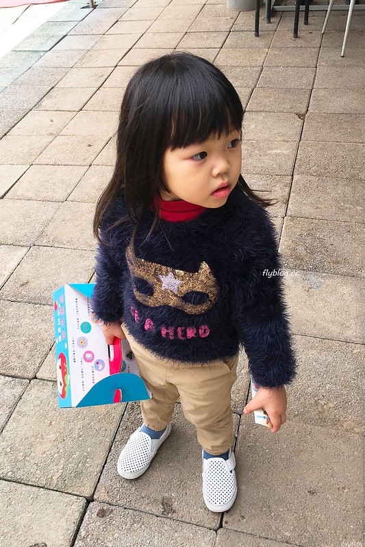 台中潭子｜草莓世界．採草莓不用到苗栗大湖，台中潭子就有草莓園，無毒有機草莓吃的安心 @飛天璇的口袋