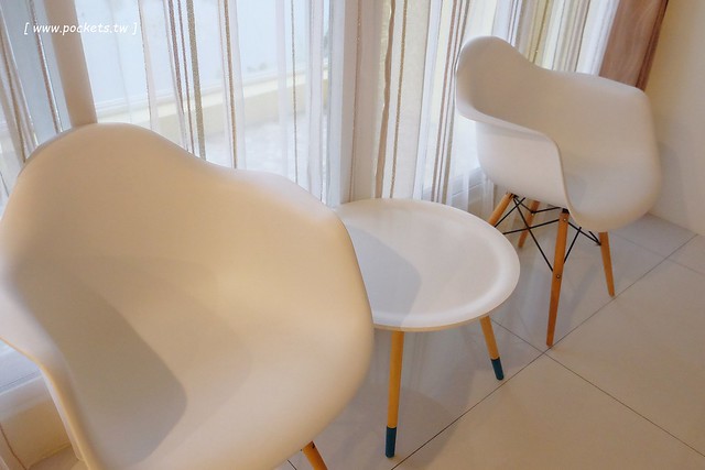 宜蘭冬山｜微風小棧民宿，享受荷畔池泡湯，提供腳踏車供親子騎乘，鄰近羅東夜市與羅東公園 @飛天璇的口袋