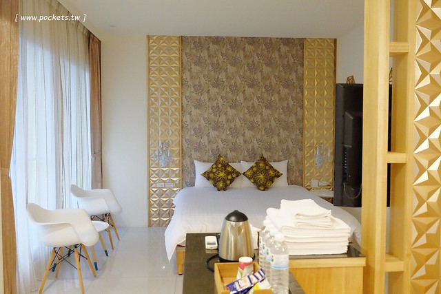 宜蘭冬山｜微風小棧民宿，享受荷畔池泡湯，提供腳踏車供親子騎乘，鄰近羅東夜市與羅東公園 @飛天璇的口袋