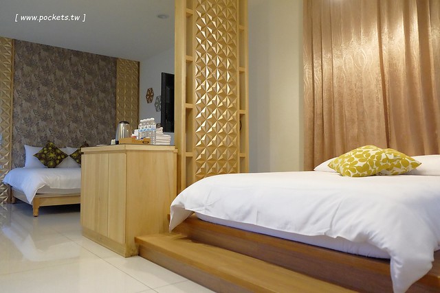 宜蘭冬山｜微風小棧民宿，享受荷畔池泡湯，提供腳踏車供親子騎乘，鄰近羅東夜市與羅東公園 @飛天璇的口袋