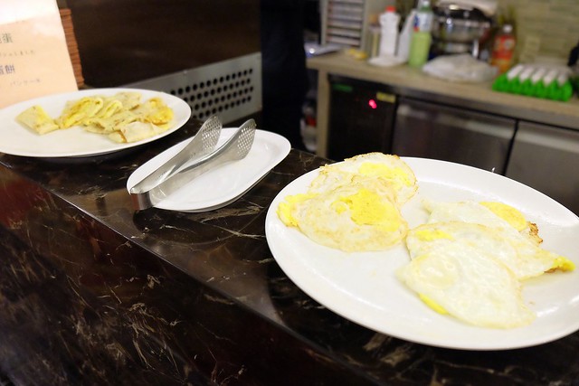 成旅晶贊飯店┃台中住宿推薦：充滿活力朝氣的清新綠色系飯店，位於台中市區鄰近台中火車站和台中公園，有健身房、洗衣室和商務室，房間免費Wi-Fi上網 @飛天璇的口袋