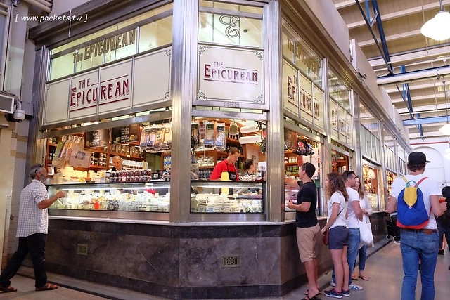 澳洲墨爾本｜墨爾本市區一日遊，南十字星火車站Southern Cross Station搭乘電車遊市區、維多利亞女王市場Queen Victoria Market、南半球最大的H&M血拼、墨爾本咖啡街、Mechester Press下午茶、QV購物商場採購、Box On Collins龍蝦晚餐 @飛天璇的口袋