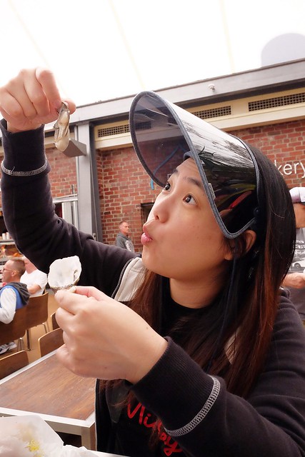 澳洲墨爾本｜墨爾本市區一日遊，南十字星火車站Southern Cross Station搭乘電車遊市區、維多利亞女王市場Queen Victoria Market、南半球最大的H&M血拼、墨爾本咖啡街、Mechester Press下午茶、QV購物商場採購、Box On Collins龍蝦晚餐 @飛天璇的口袋
