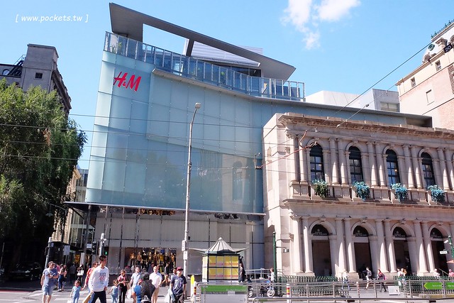 澳洲墨爾本｜墨爾本市區一日遊，南十字星火車站Southern Cross Station搭乘電車遊市區、維多利亞女王市場Queen Victoria Market、南半球最大的H&M血拼、墨爾本咖啡街、Mechester Press下午茶、QV購物商場採購、Box On Collins龍蝦晚餐 @飛天璇的口袋