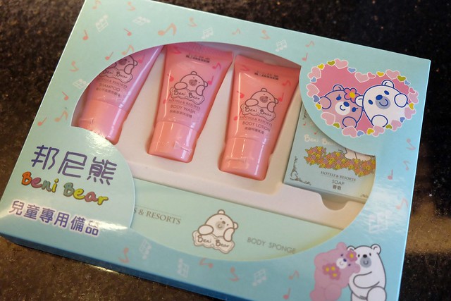 台中兆品酒店┃台中飯店推薦：鄰近中清交流道和逢甲商圈，附有中西餐飲部、健身房、SPA室，還有兒童遊戲區、澡盆、大浴缸，CP值很高的商務飯店和親子飯店 @飛天璇的口袋