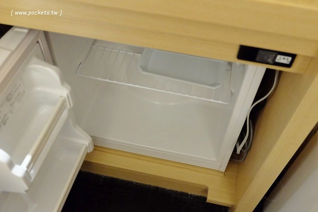 日本福岡｜博多弗爾劄飯店 Hotel Forza Hakataeki．博多車站步行2分鐘，房間附咖啡膠囊機和按摩枕 @飛天璇的口袋