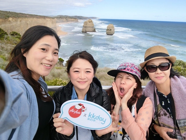 澳洲墨爾本｜大洋路一日遊，此生必去的景點之一澳洲大洋路、Kennett River野生無尾熊、阿波羅灣ILUKA午餐、Loch Ard Gorge六合谷、十二門徒岩、唐人街湄江牛河屋晚餐 @飛天璇的口袋