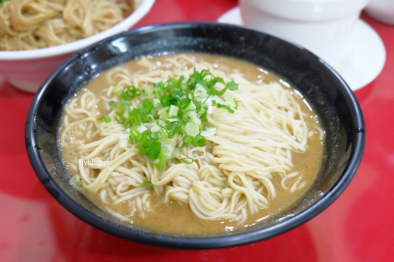 宜蘭羅東｜文昌炸醬麵，樸實簡單的羅東美食，選擇性困難者直接點雙醬麵 @飛天璇的口袋