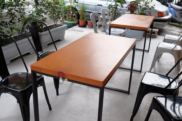 P&J’s P&acirc;tisserie法式鏡面蛋糕｜一對夫妻開的甜點店，價格親民深受學生族群的喜愛 @飛天璇的口袋