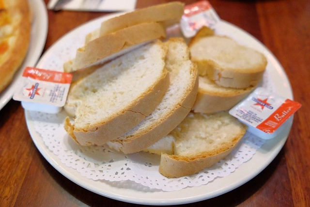 澳洲墨爾本｜菲利普島一日遊 Phillip Island，Maru野生動物園、Panny’s Chocolate巧克力觀光工廠、Cowes小鎮Isola di Capri晚餐、Phillip Island 企鵝島神仙小企鵝歸巢 @飛天璇的口袋