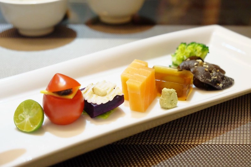 鈺善閣素．養生懷石┃台中西屯：每一道菜都像藝術品，高貴又有質感的蔬食餐廳，母親節台中素食餐廳推薦 @飛天璇的口袋