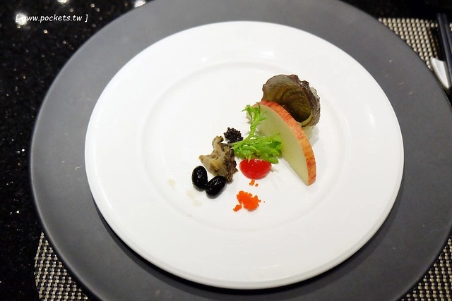 凱焱鐵板燒┃台中南屯餐廳：標榜少鹽、輕油、原味的鐵板燒料理，想吃美食也可以健康無負擔，兼具視覺與味覺的精彩享饗 @飛天璇的口袋